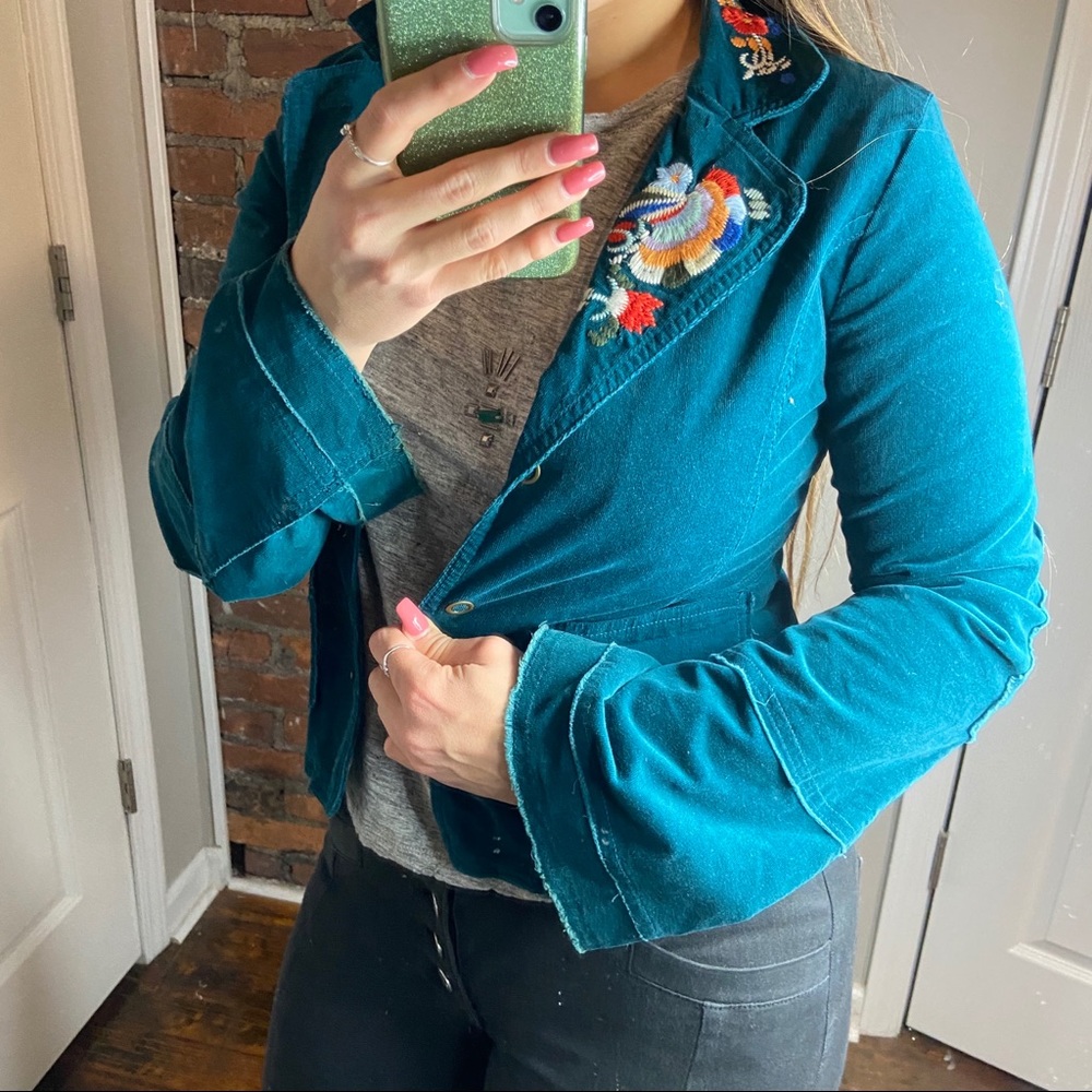 Embroidered jacket M